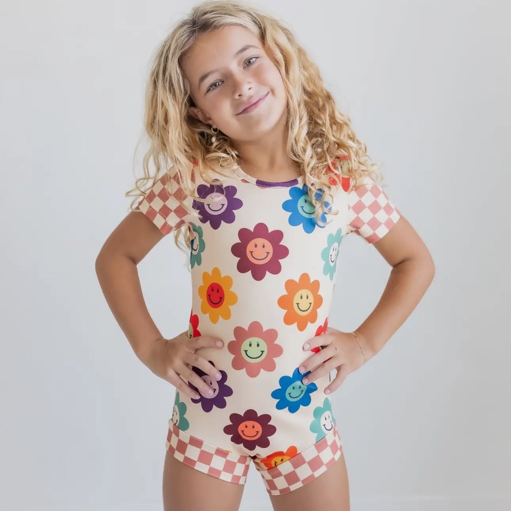 Cute retro leotard!  Perfect for your little dancer!